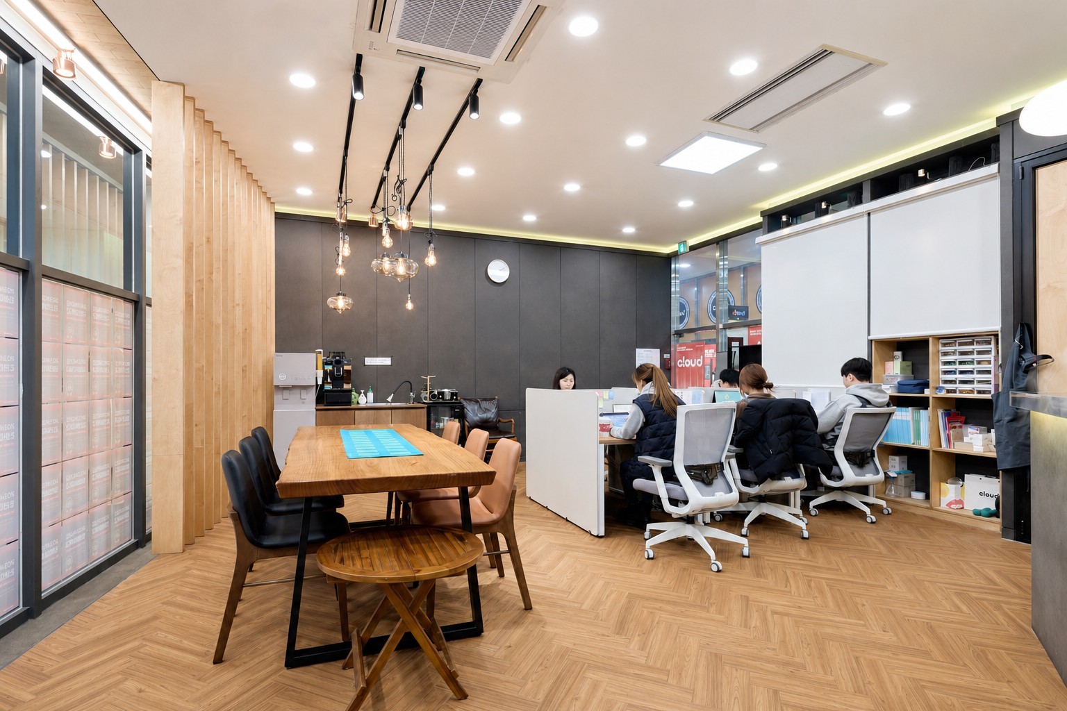 부천 클라우드미술학원 교무실